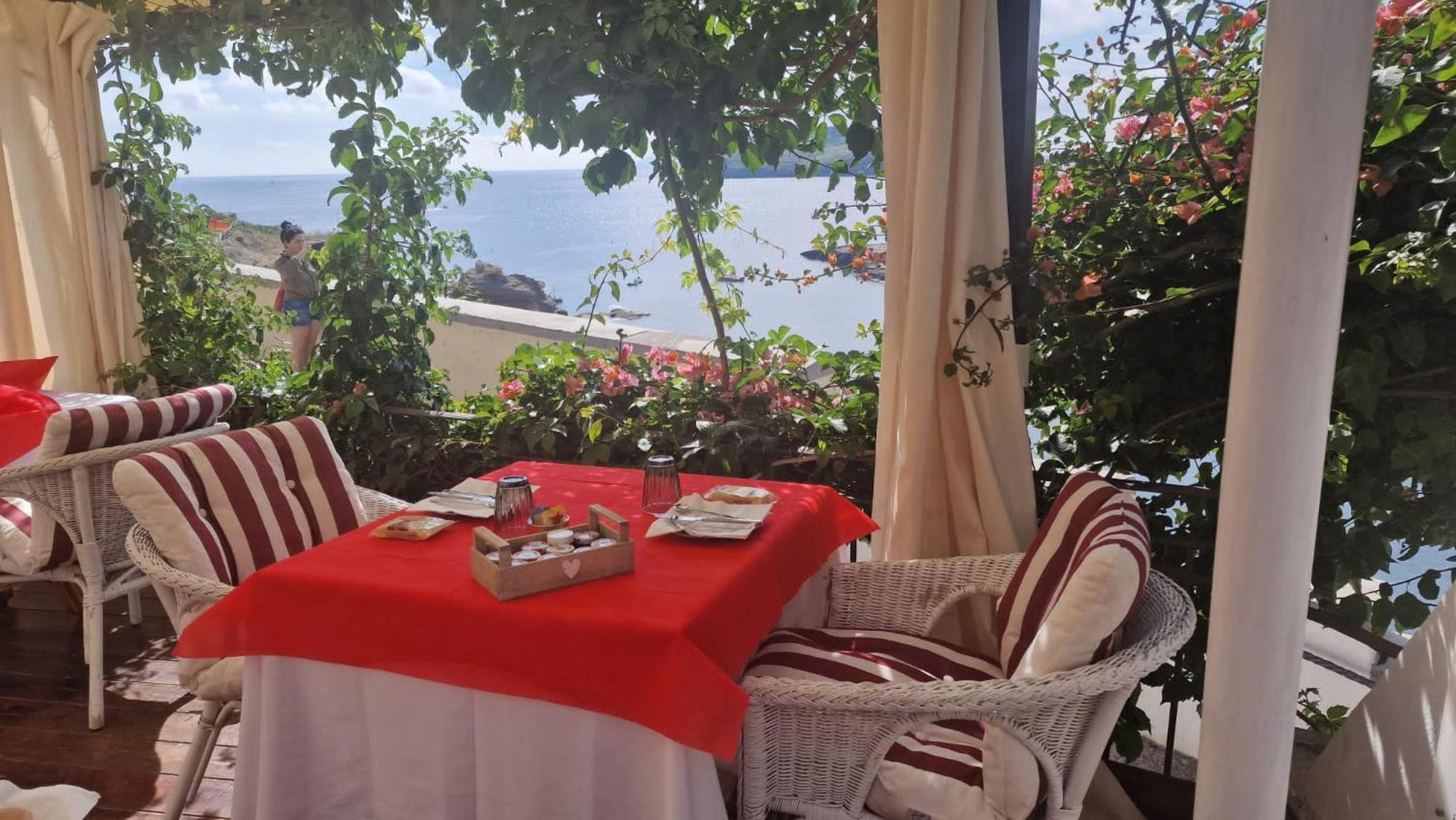 Hotel Villa Iulia Вентолене Экстерьер фото